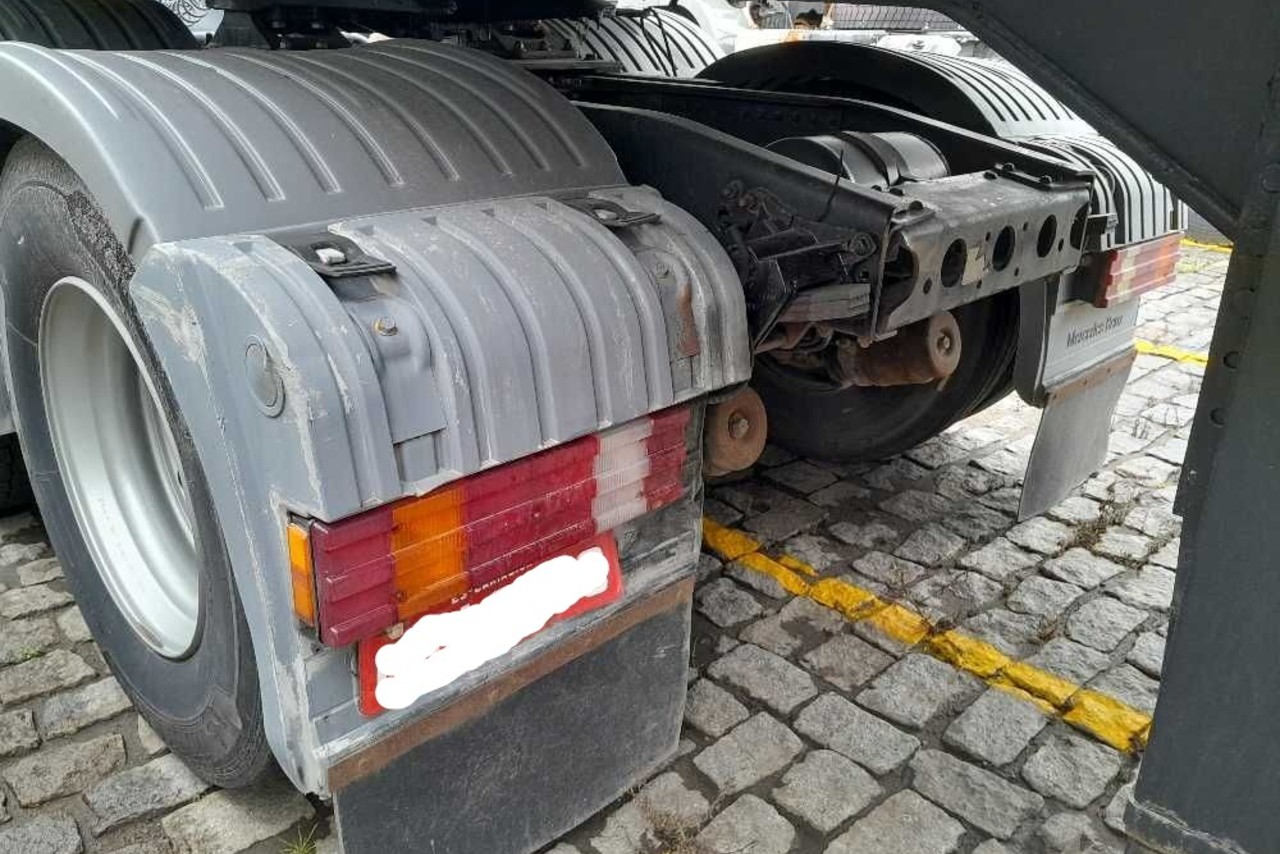 Mercedes Benz Axor 2544 - 13/13 18