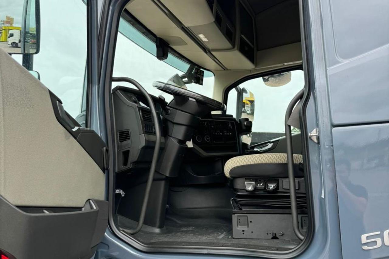 Volvo FH 500 - 23/24 8