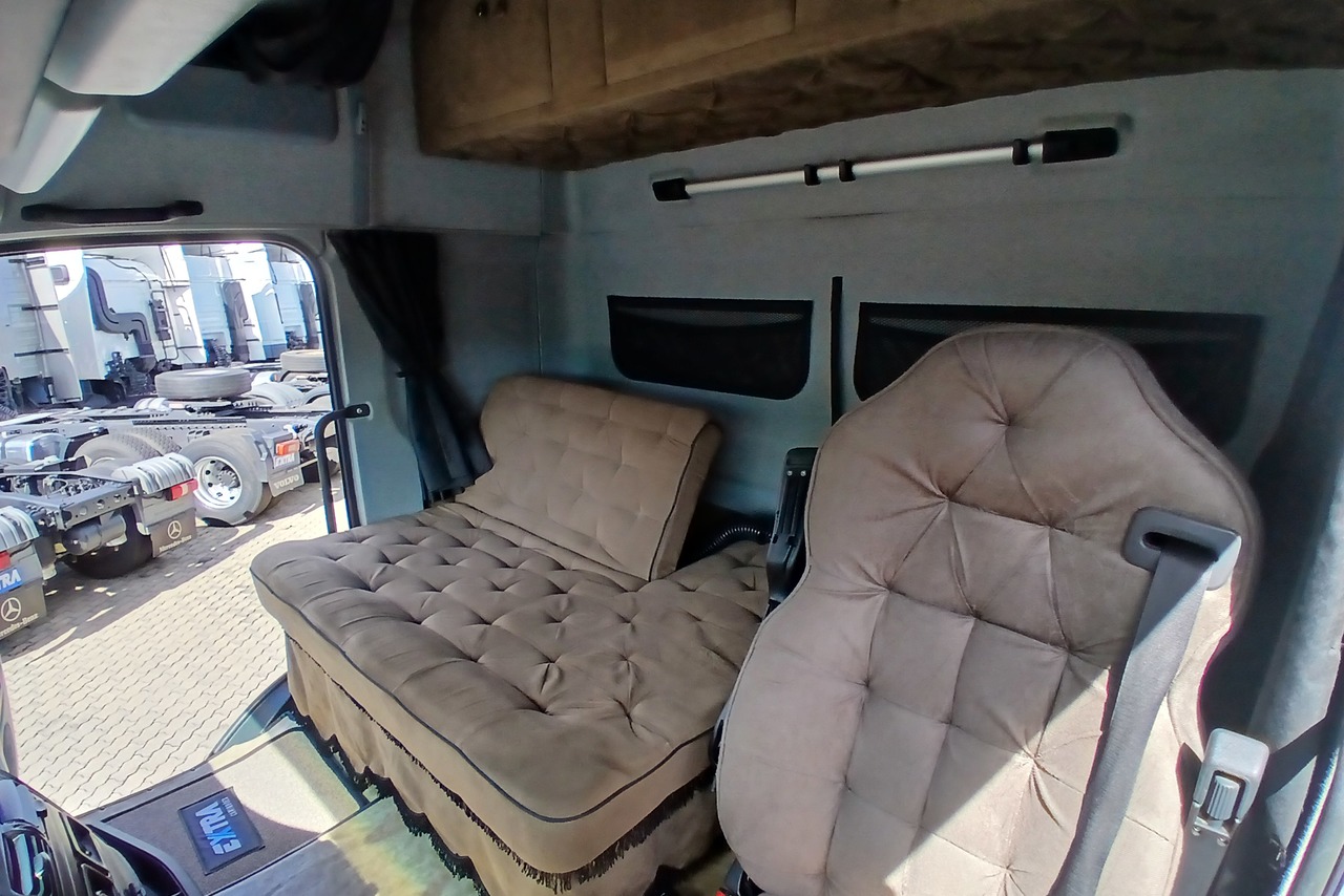 Mercedes Benz Axor 2544 - 21/21 17