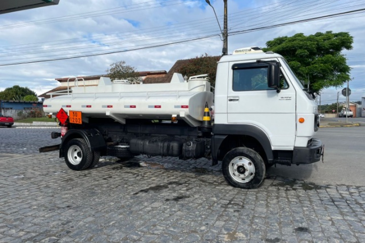 Volkswagen 8 160 - 12/12 3