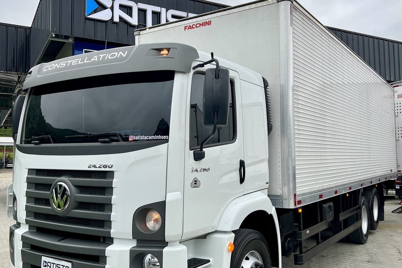 Volkswagen 24-280 E Constellation 6x2 - 22/23 10