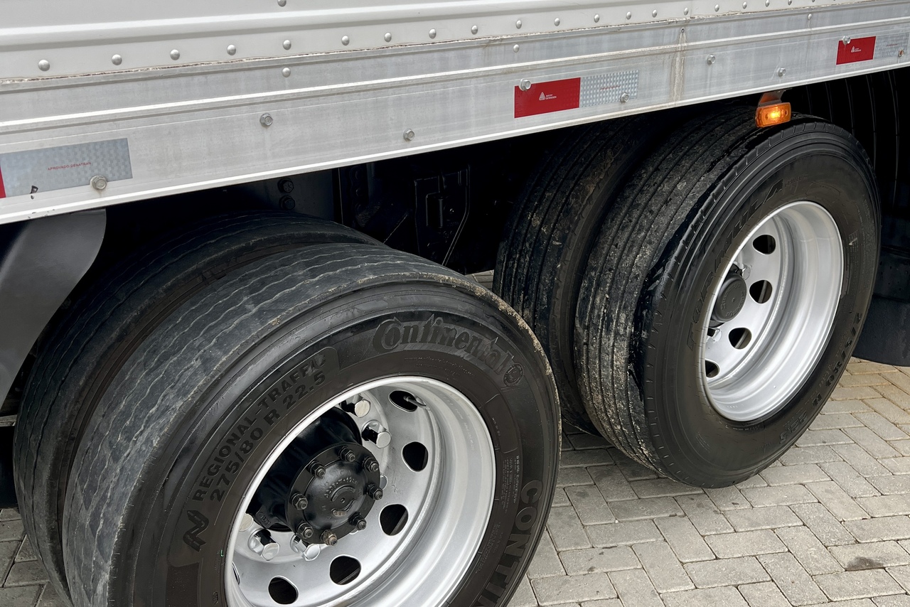 Volkswagen 24-280 E Constellation 6x2 - 22/23 20