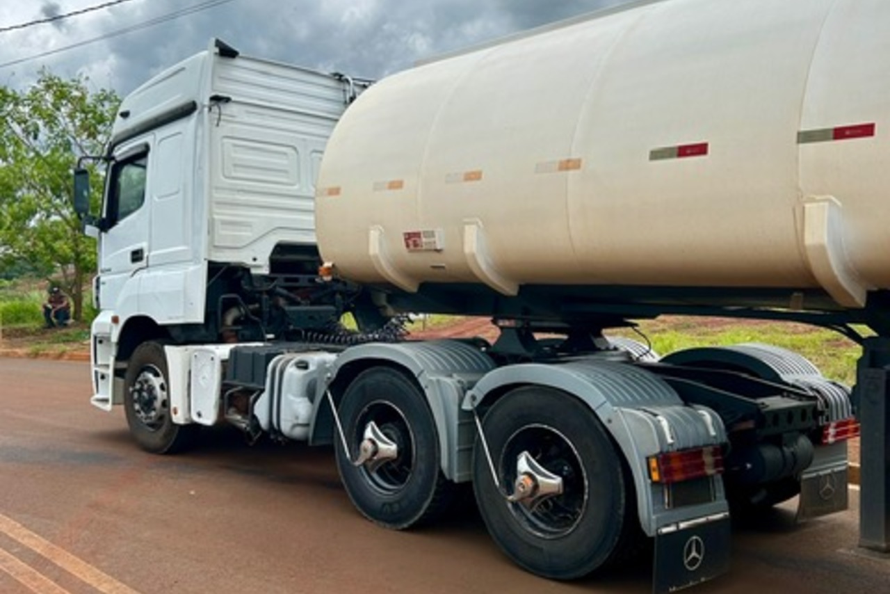 Mercedes Benz Axor 2544 - 11/11 5