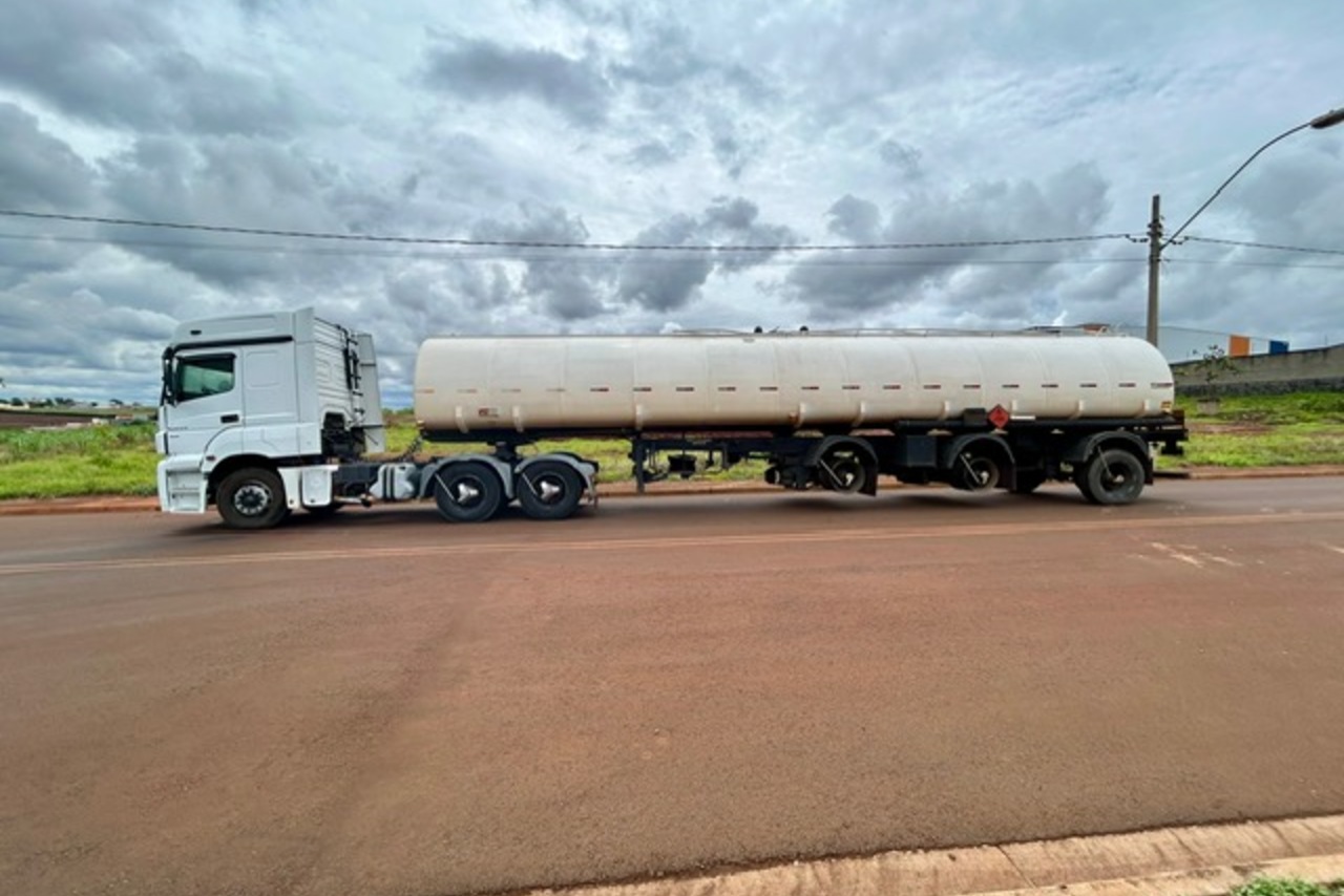 Mercedes Benz Axor 2544 - 11/11 10
