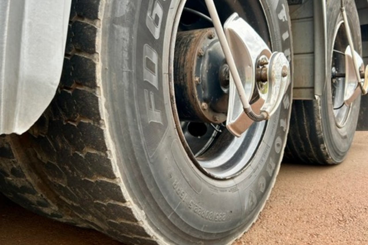 Mercedes Benz Axor 2544 - 11/11 14