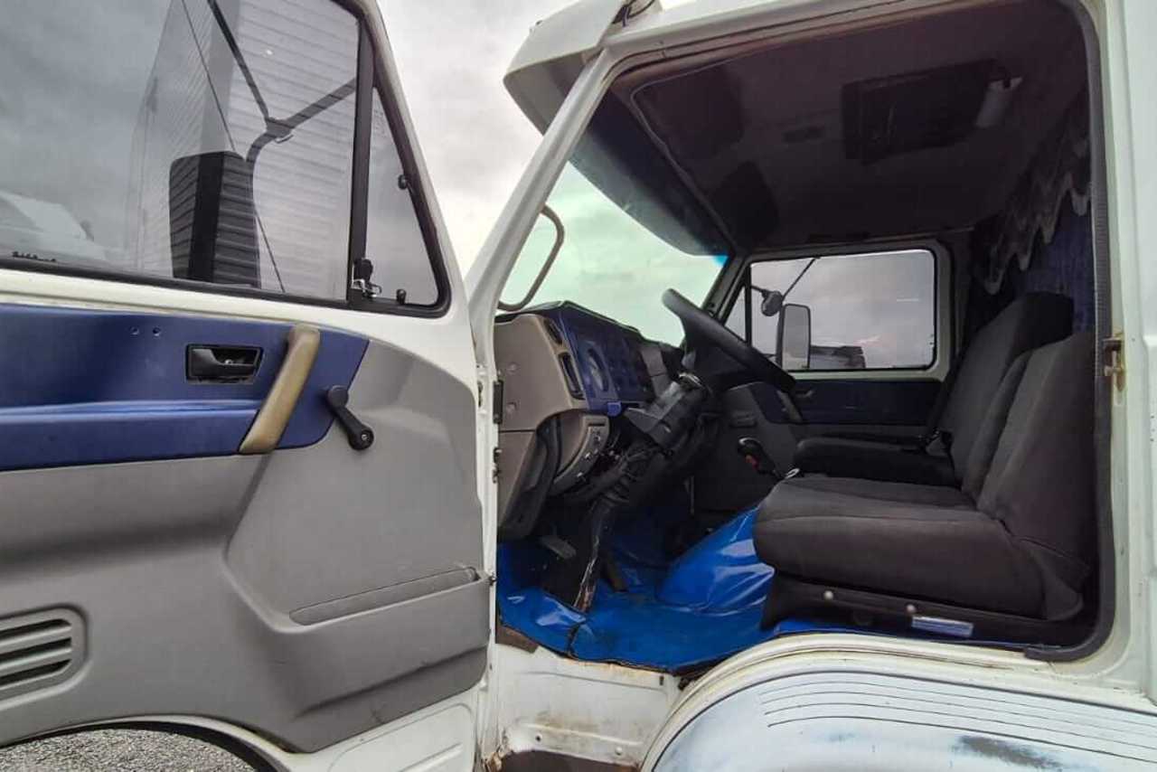 Volkswagen 24 220 - 06/06 10