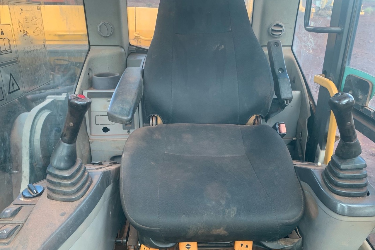 Volvo EC 250 DL - 15/15 8