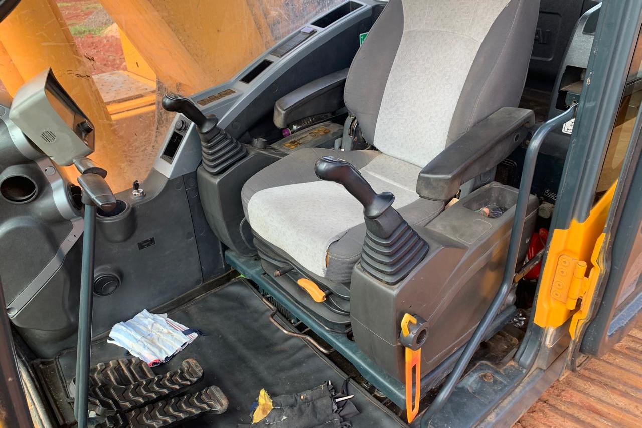 Hyundai R220 LC - 13/13 10
