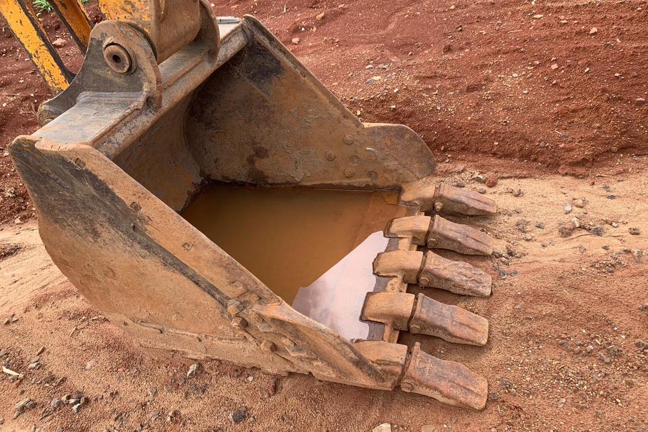 Hyundai R220 LC - 13/13 18