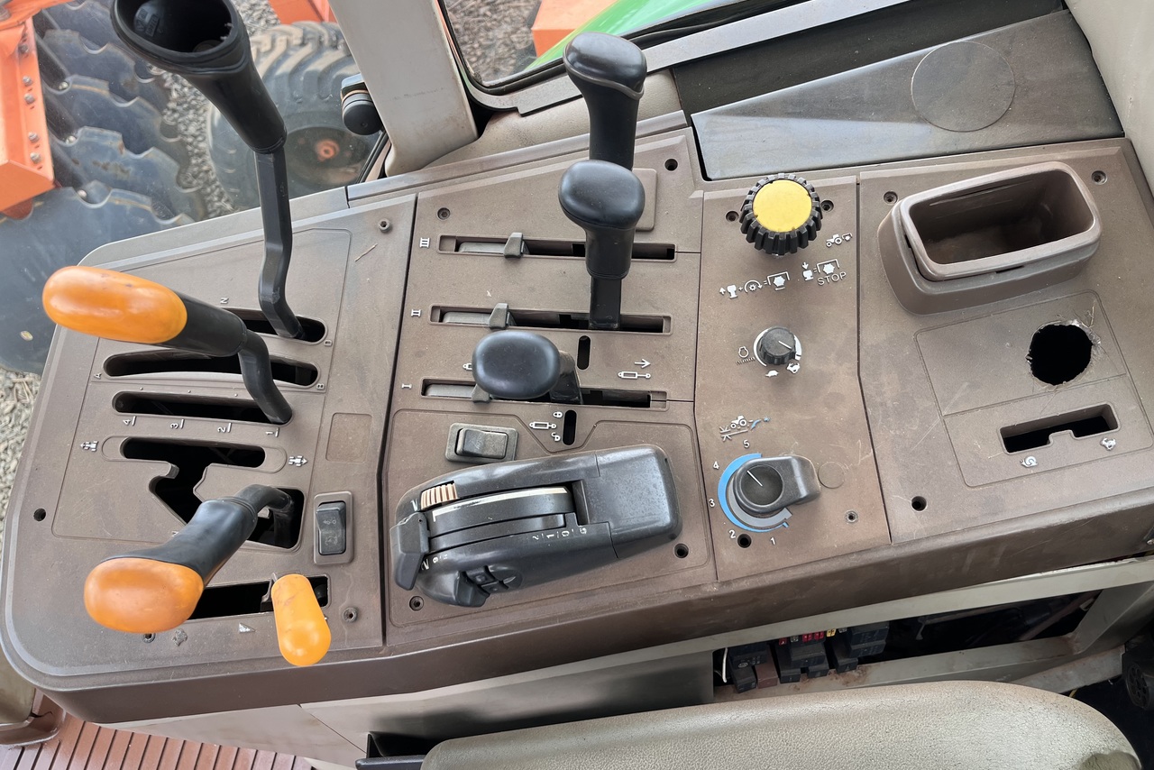 John Deere 6190J - 18/18 3