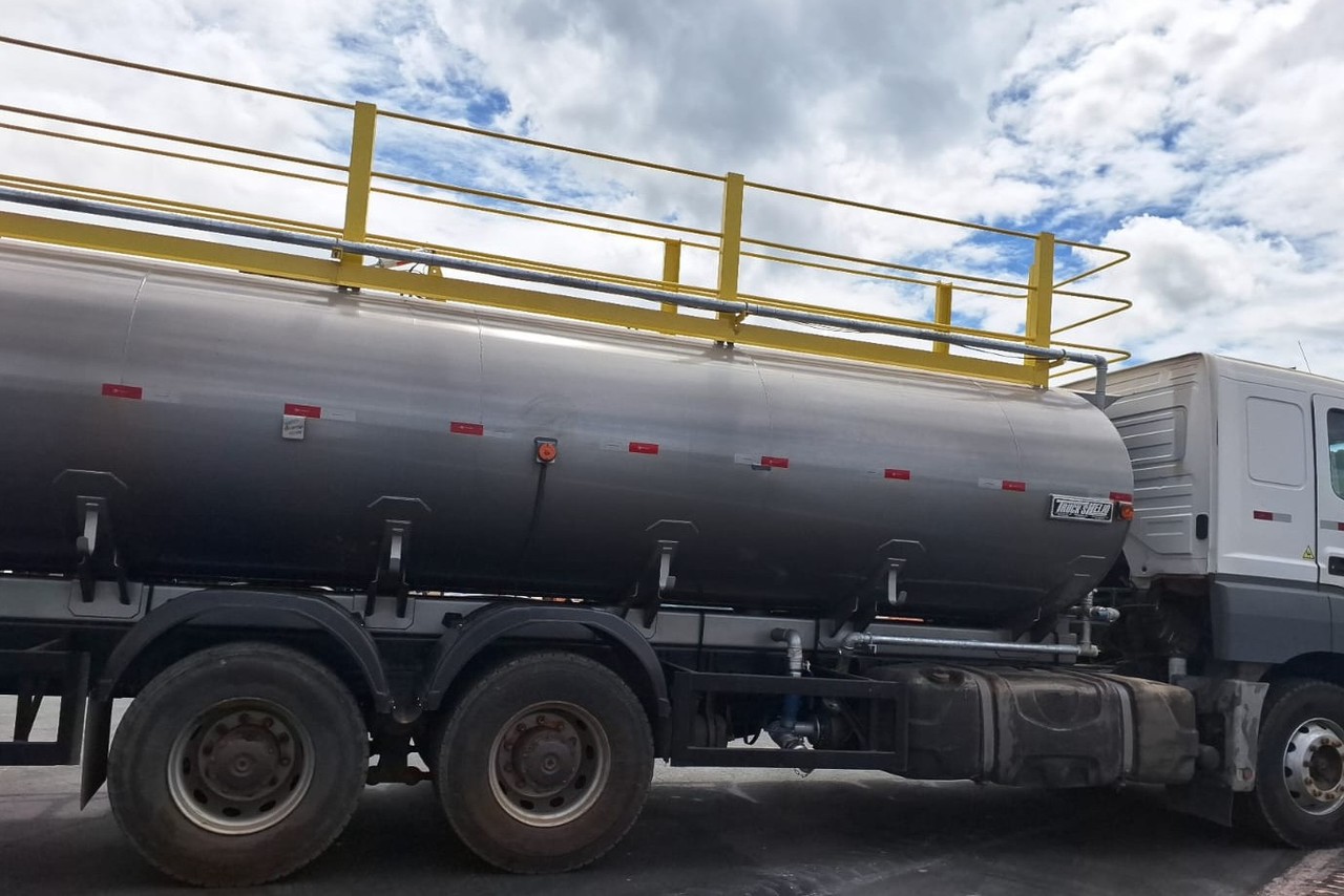 Mercedes Benz Axor 2644 - 13/13 3