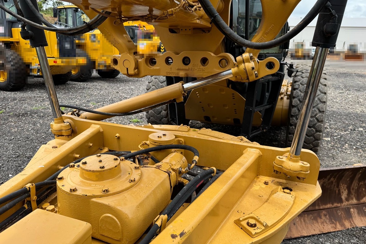 Caterpillar 140M - 11/11 10