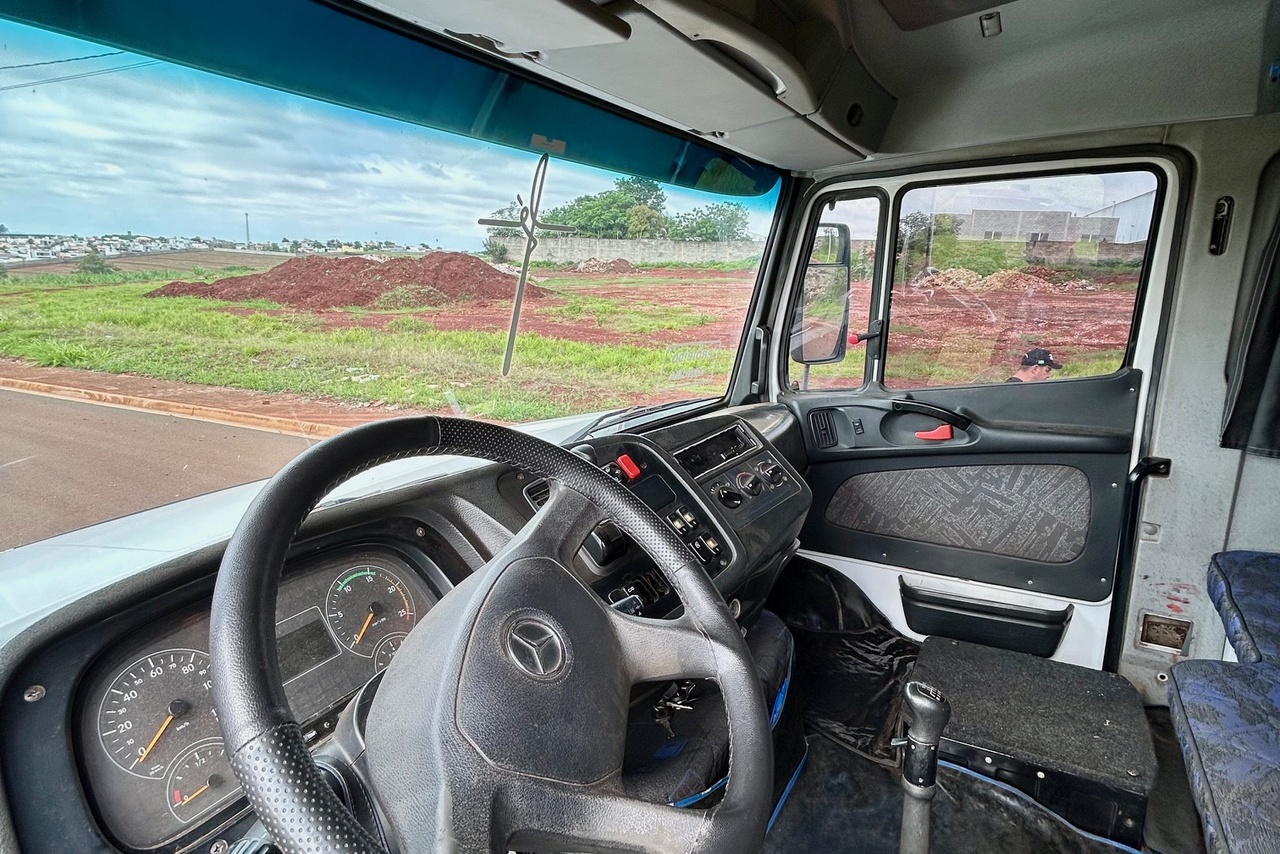 Mercedes Benz MB 1635 - 12/12 13