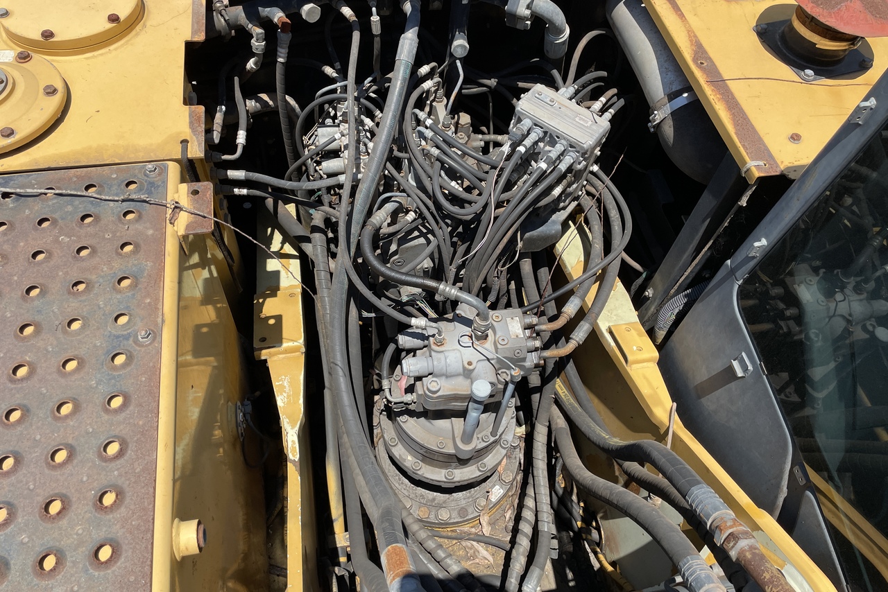 John Deere 210G LC - 13/13 10
