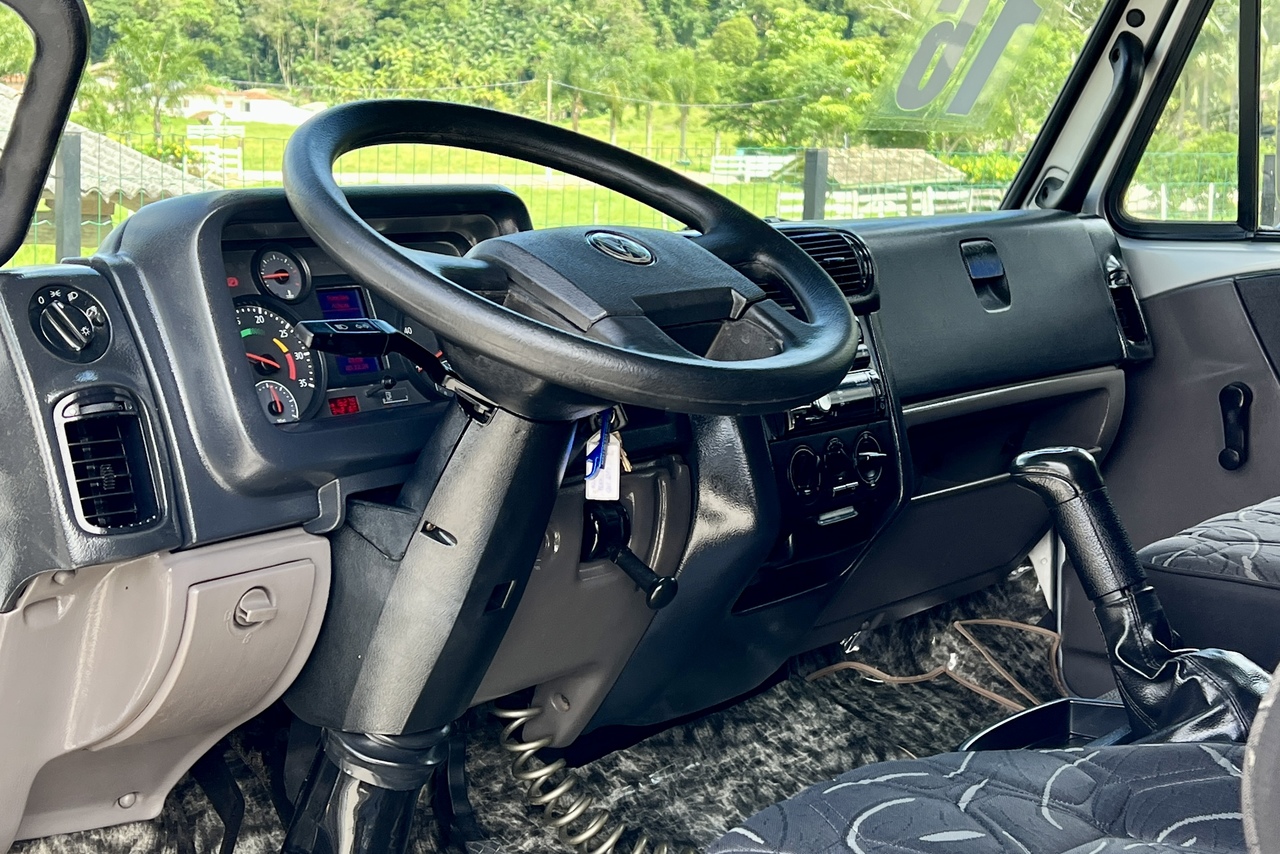 Volkswagen 10-160 E Delivery - 15/16 9