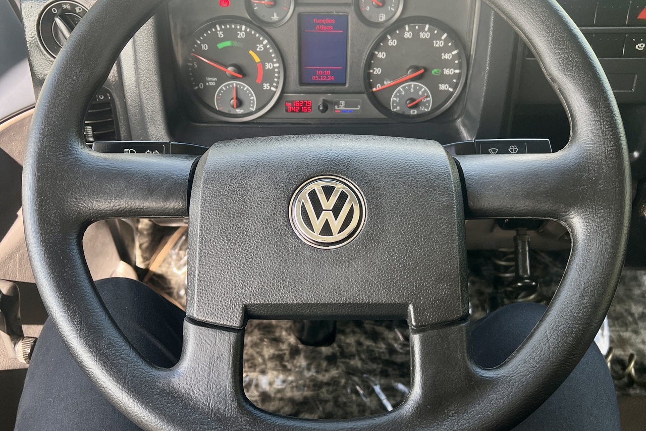 Volkswagen 10-160 E Delivery - 15/16 13