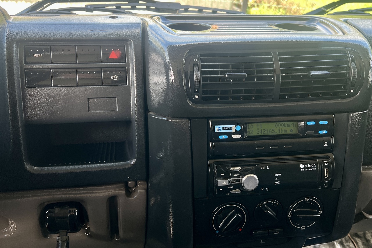 Volkswagen 10-160 E Delivery - 15/16 14