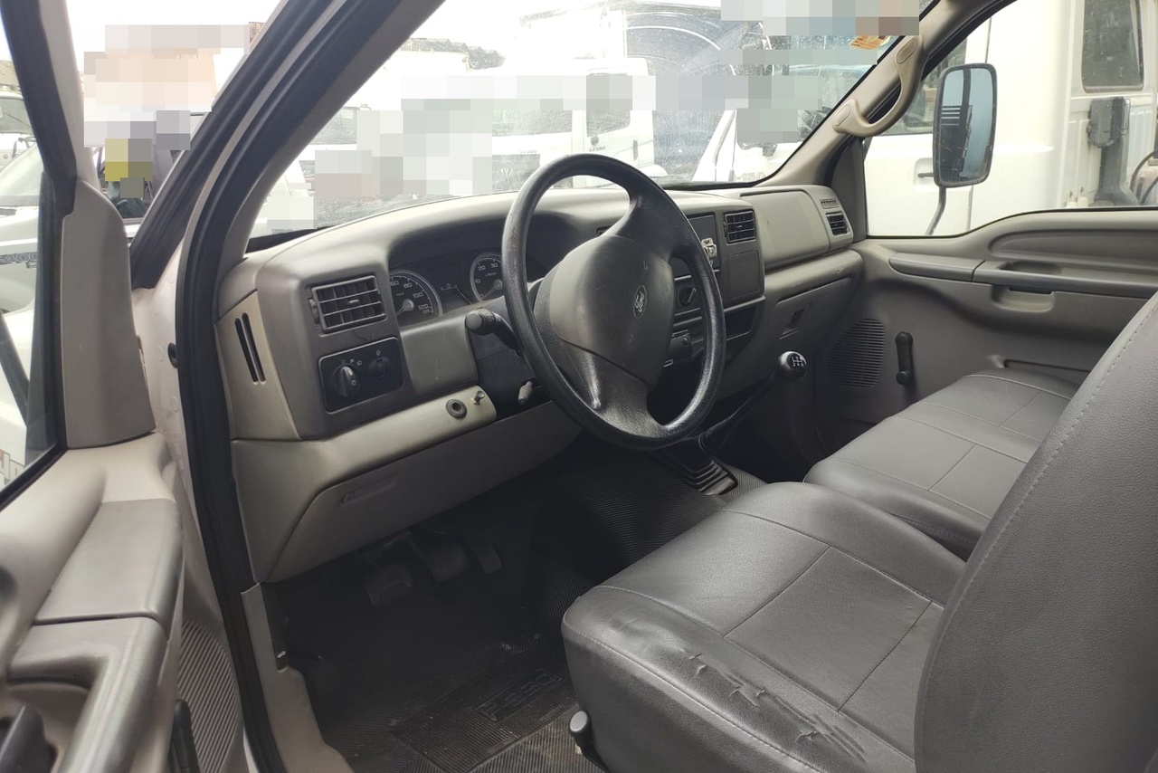 Ford F4000 - 17/18 10