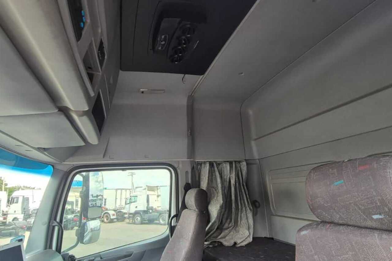 Mercedes Benz Axor 2535 - 11/12 5