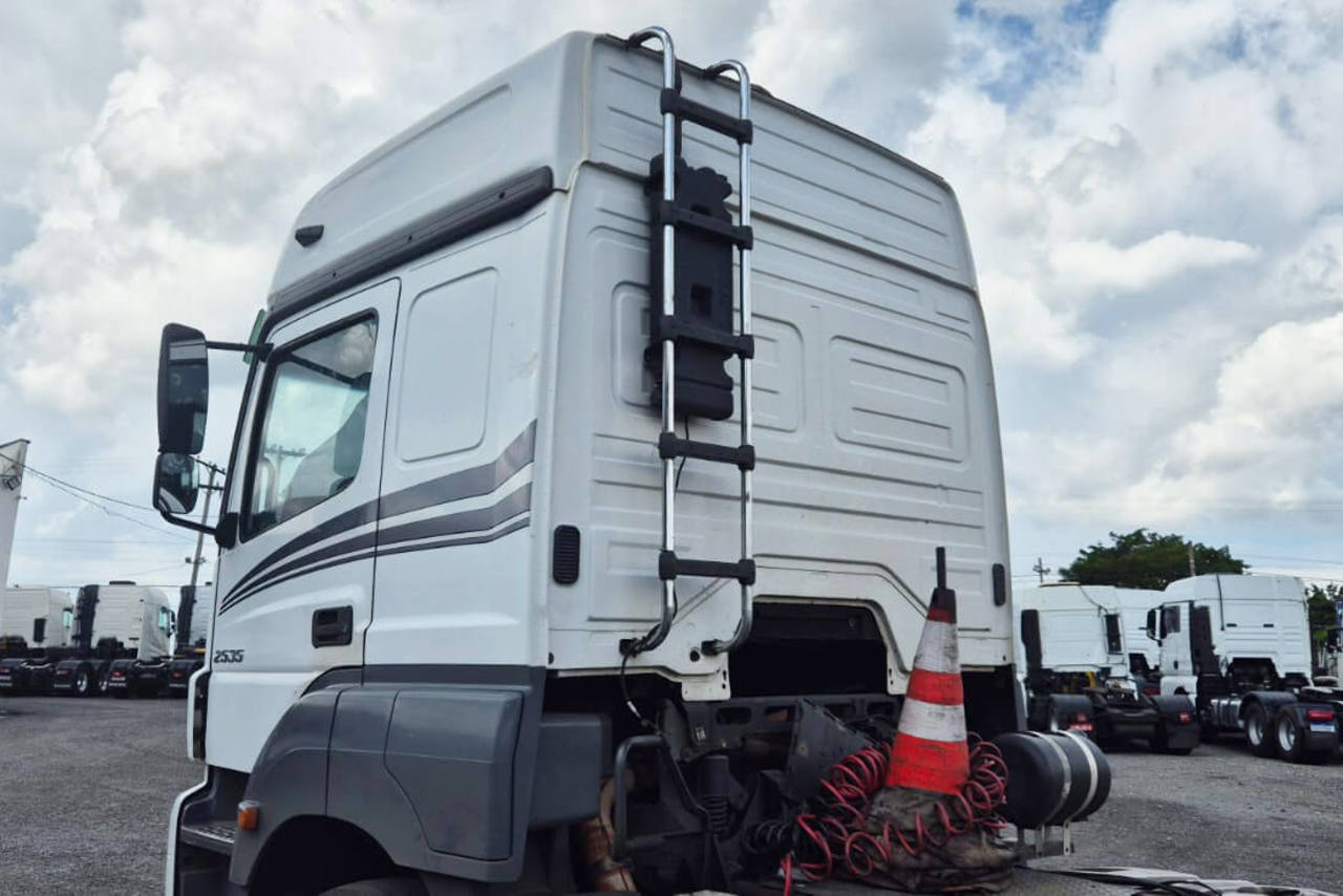 Mercedes Benz Axor 2535 - 11/12 13