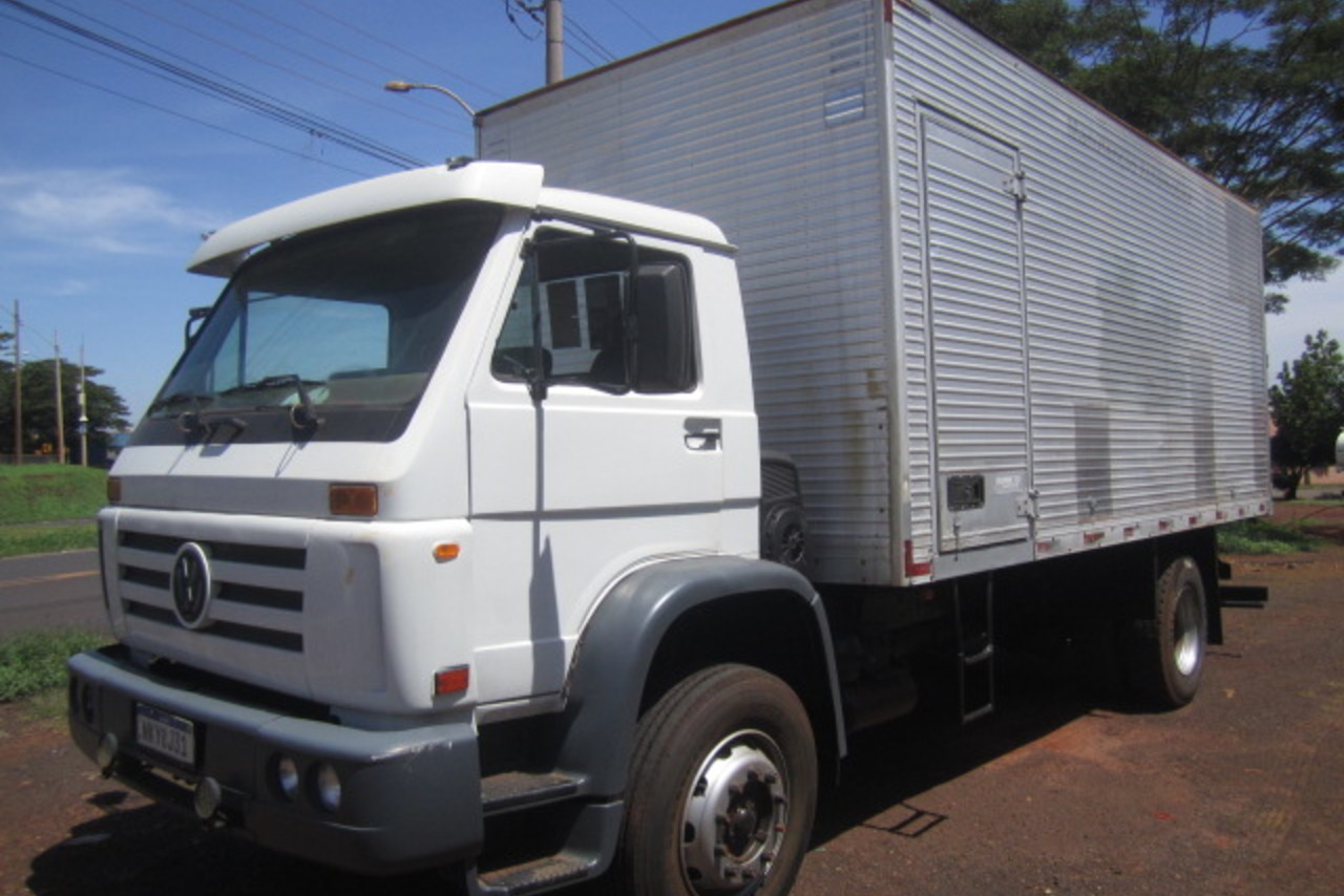 Volkswagen 15-180 E Worker - 08/09 9