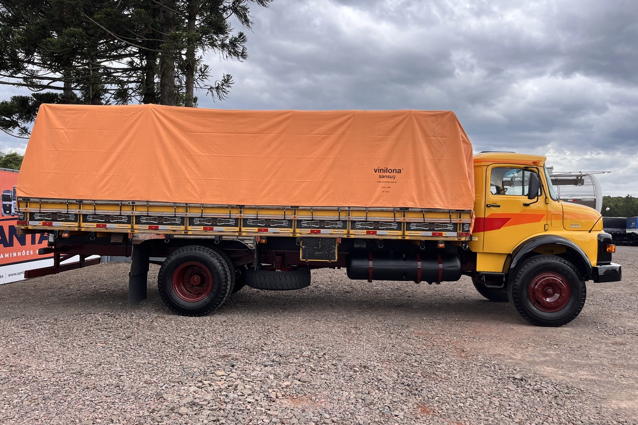 Mercedes Benz MB 1513 - 82/82 3