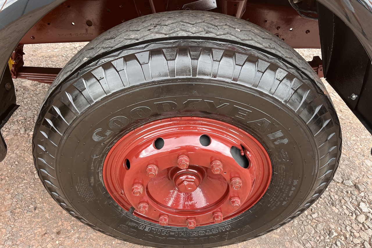 Mercedes Benz MB 1513 - 82/82 20