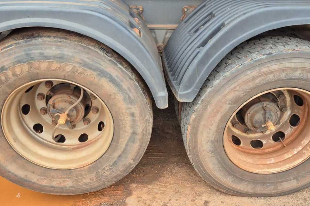 Facchini Caçamba - 18/18 14