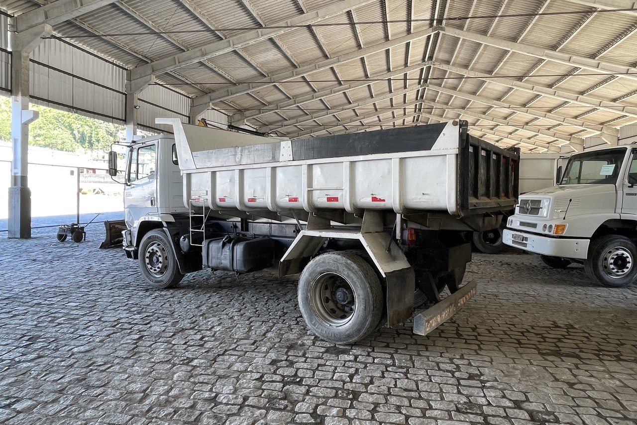 Mercedes Benz MB 1718 - 09/09 2