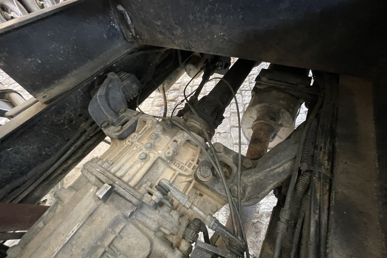 Mercedes Benz MB 1718 - 09/09 11