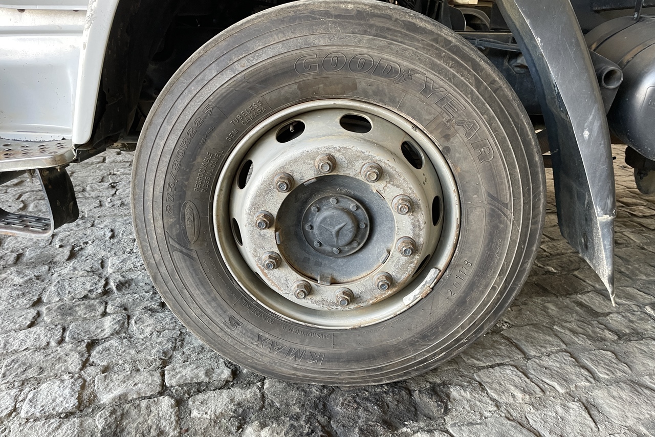 Mercedes Benz MB 1718 - 09/09 20
