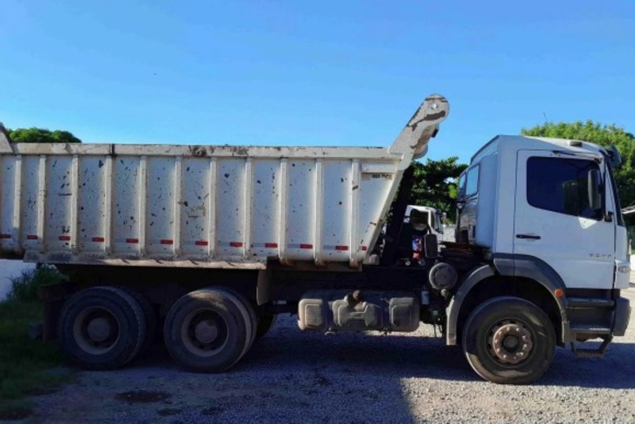 Mercedes Benz Axor 2831 - 11/11 3