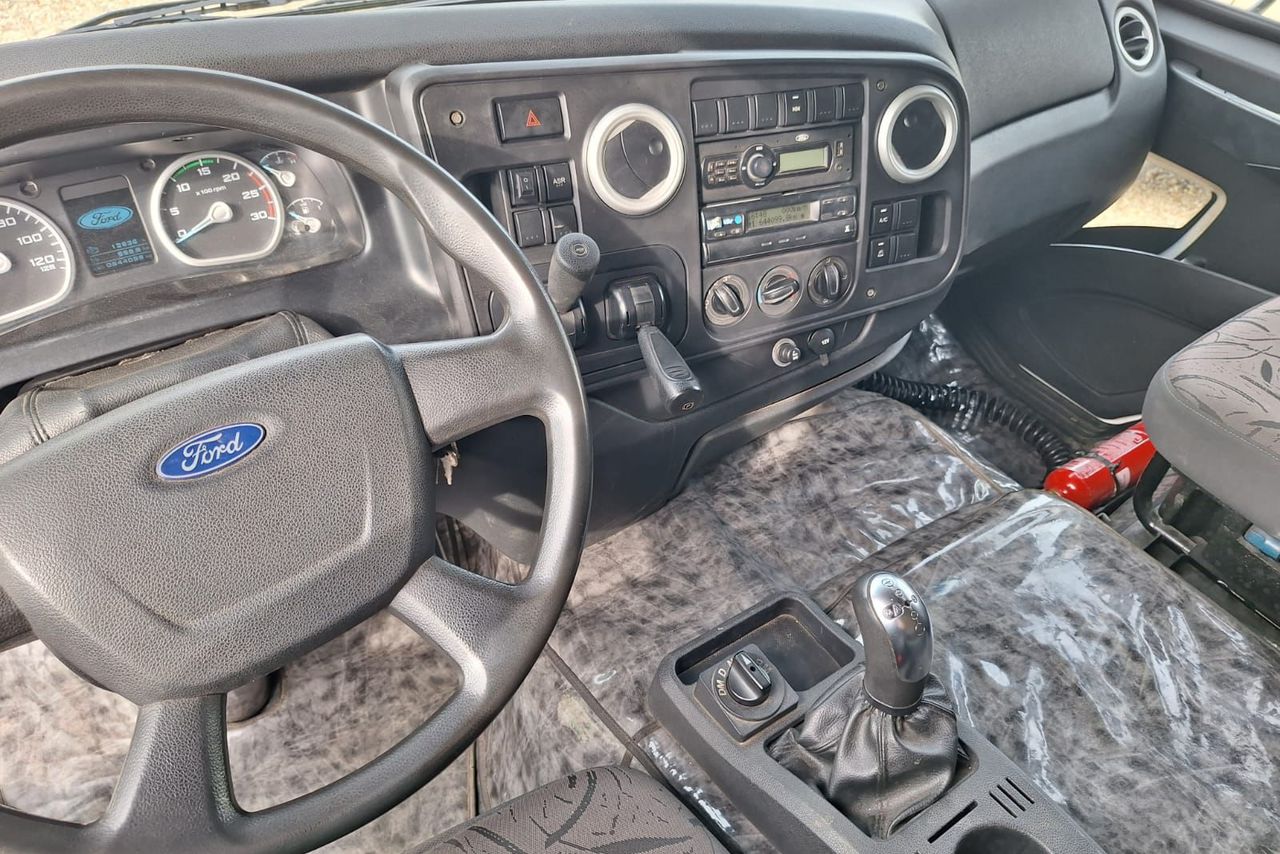 Ford Cargo 2042 - 14/14 9