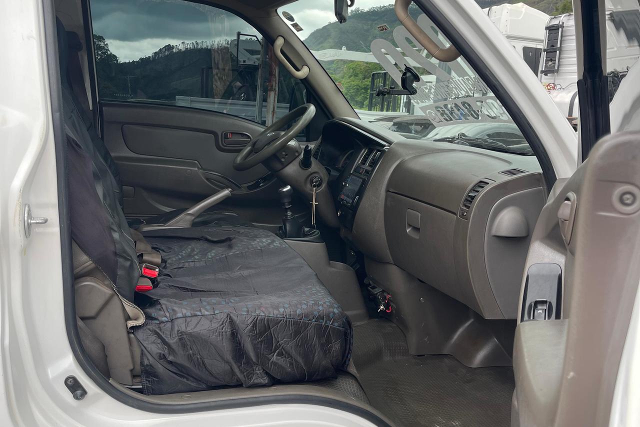 Hyundai HR HDB - 19/20 10