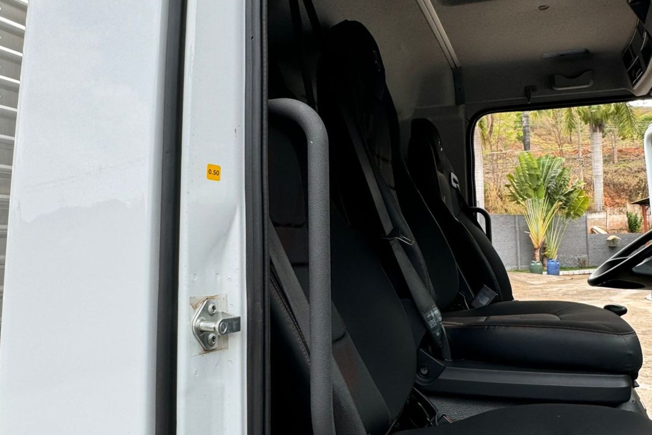 Mercedes Benz Atego 1719 - 22/23 6