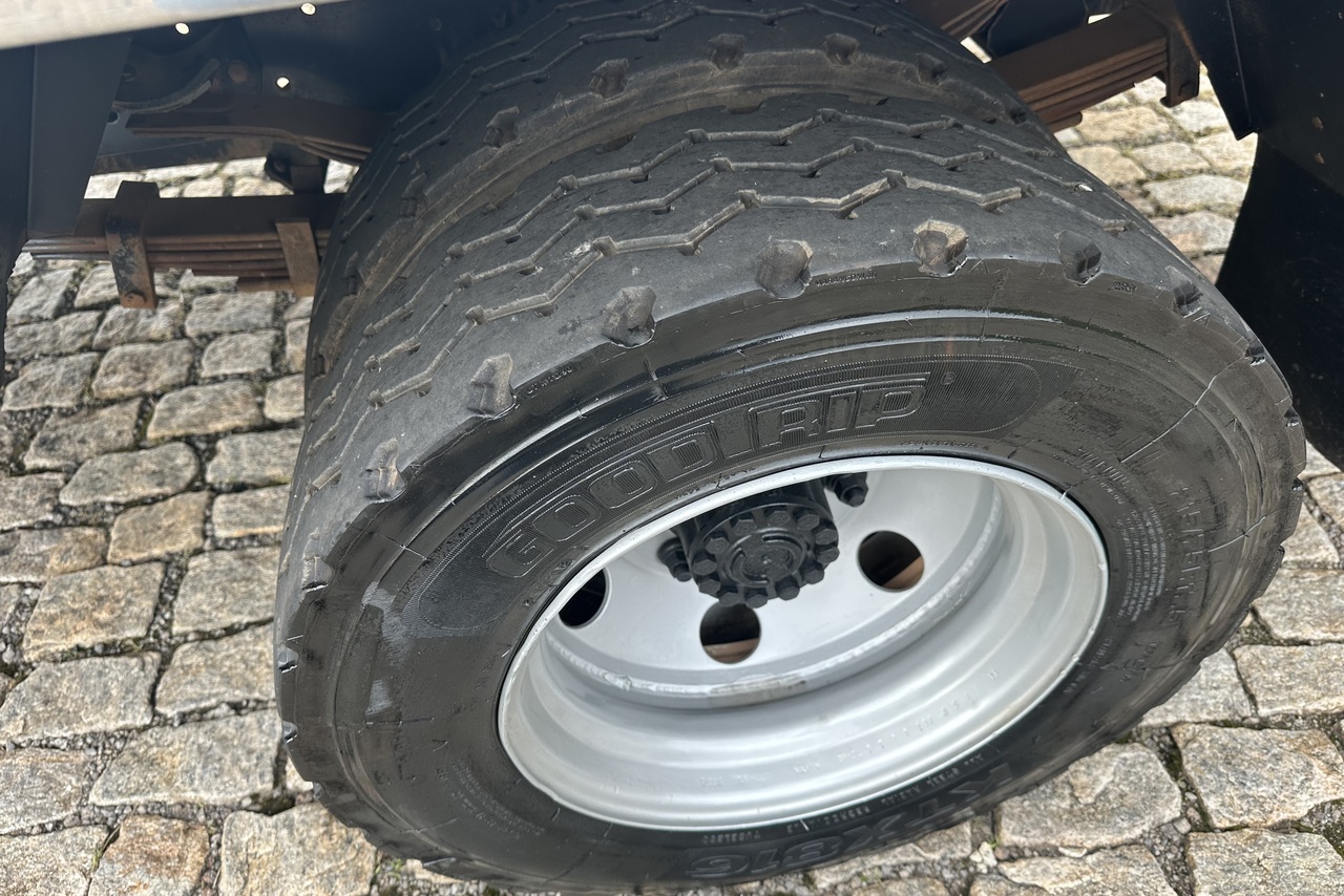 Volkswagen 8 150 - 12/12 14