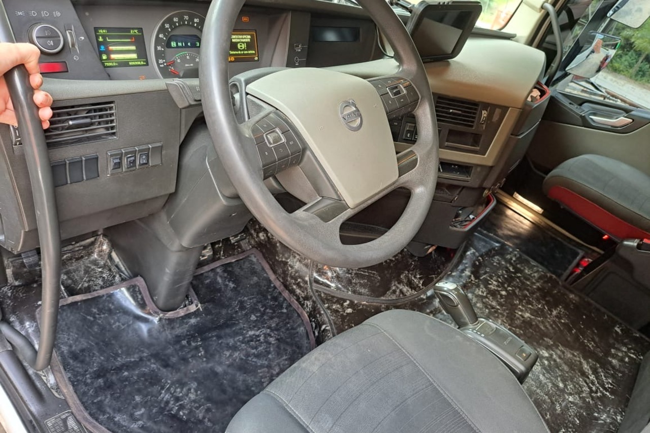 Volvo FM370 - 11/11 12