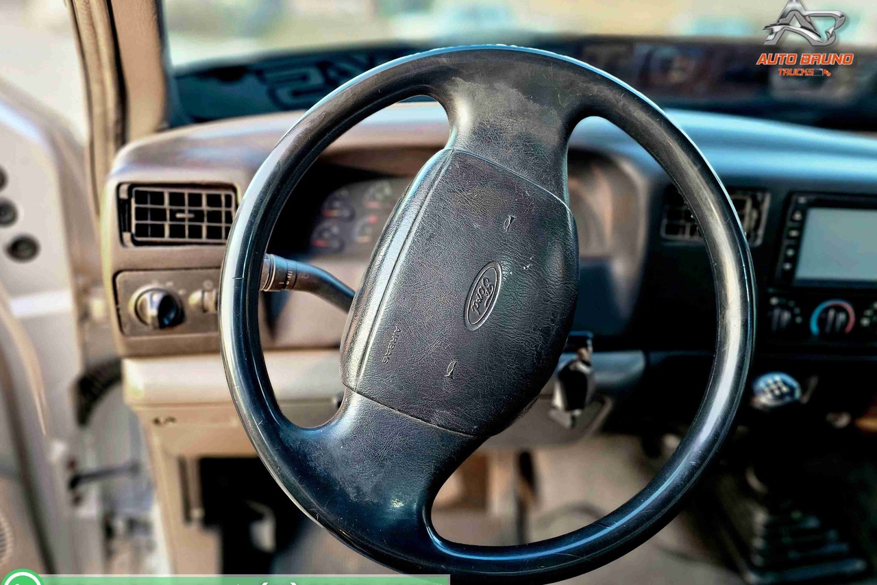Ford F250  - 00/00 3