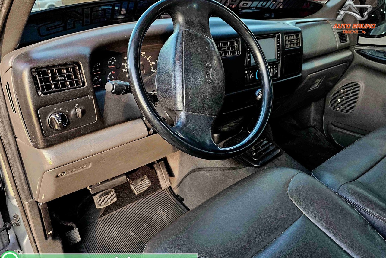 Ford F250  - 00/00 15