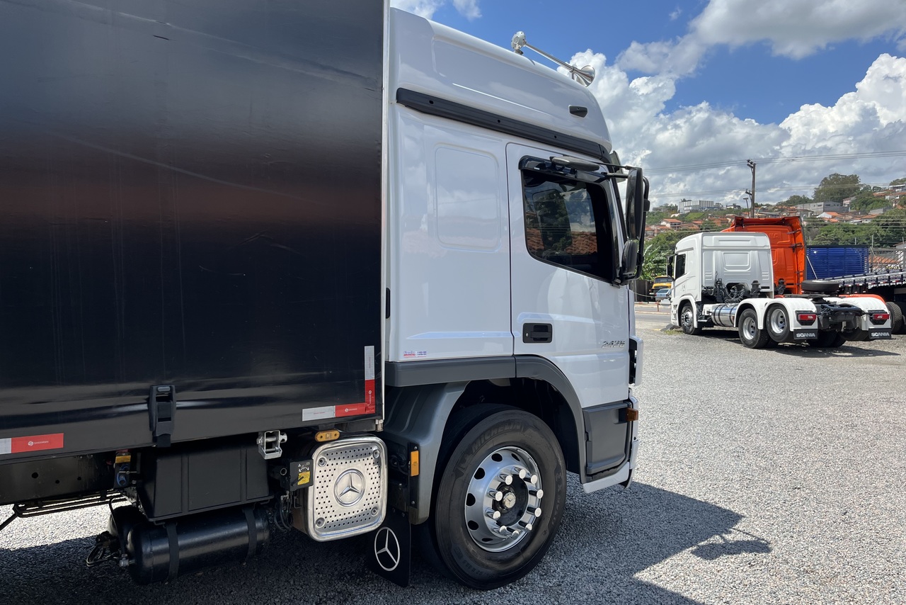 Mercedes Benz Atego 2426 - 21/22 10