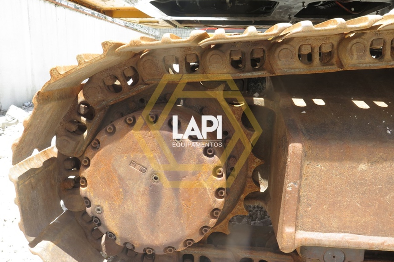 Hyundai R250 - 10/10 3