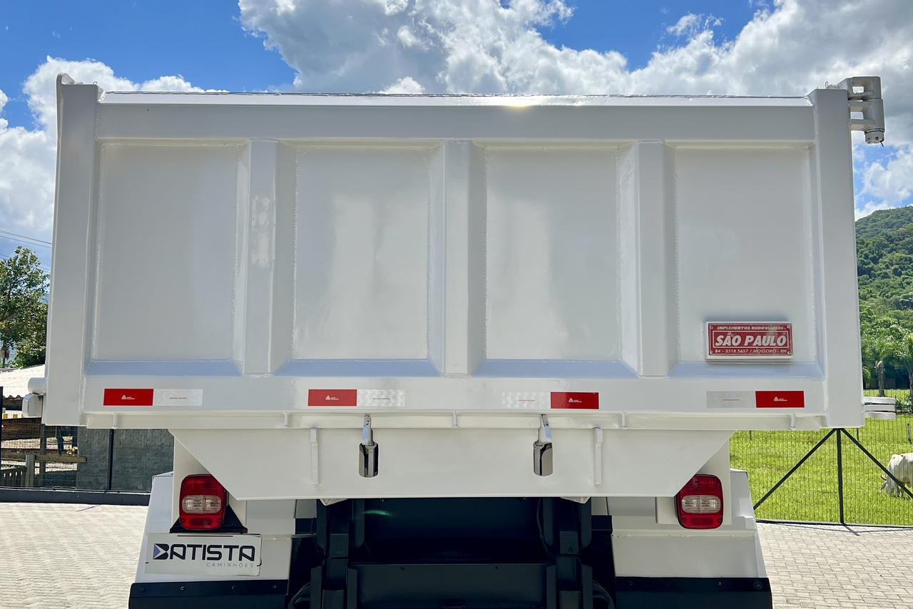 Volkswagen 24-260 Constellation 6x2 - 22/23 5