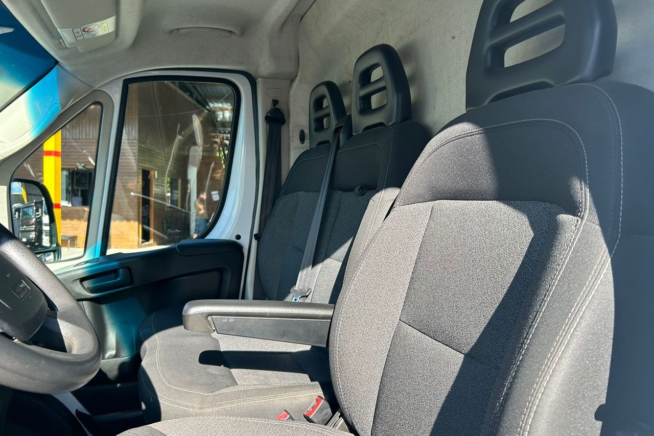 Fiat Ducato Cargo - 18/19 9