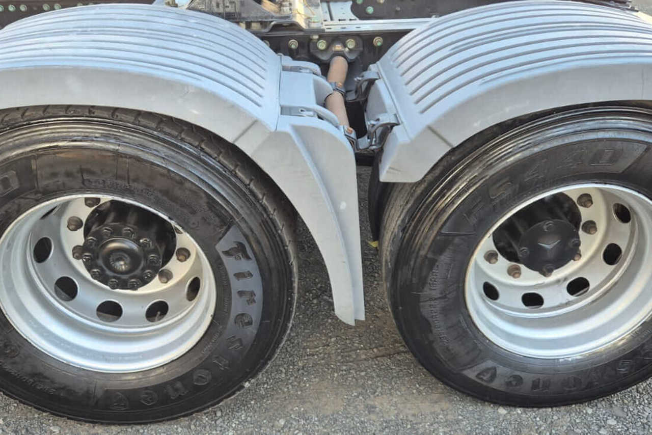 Mercedes Benz Axor 2544 - 15/16 10