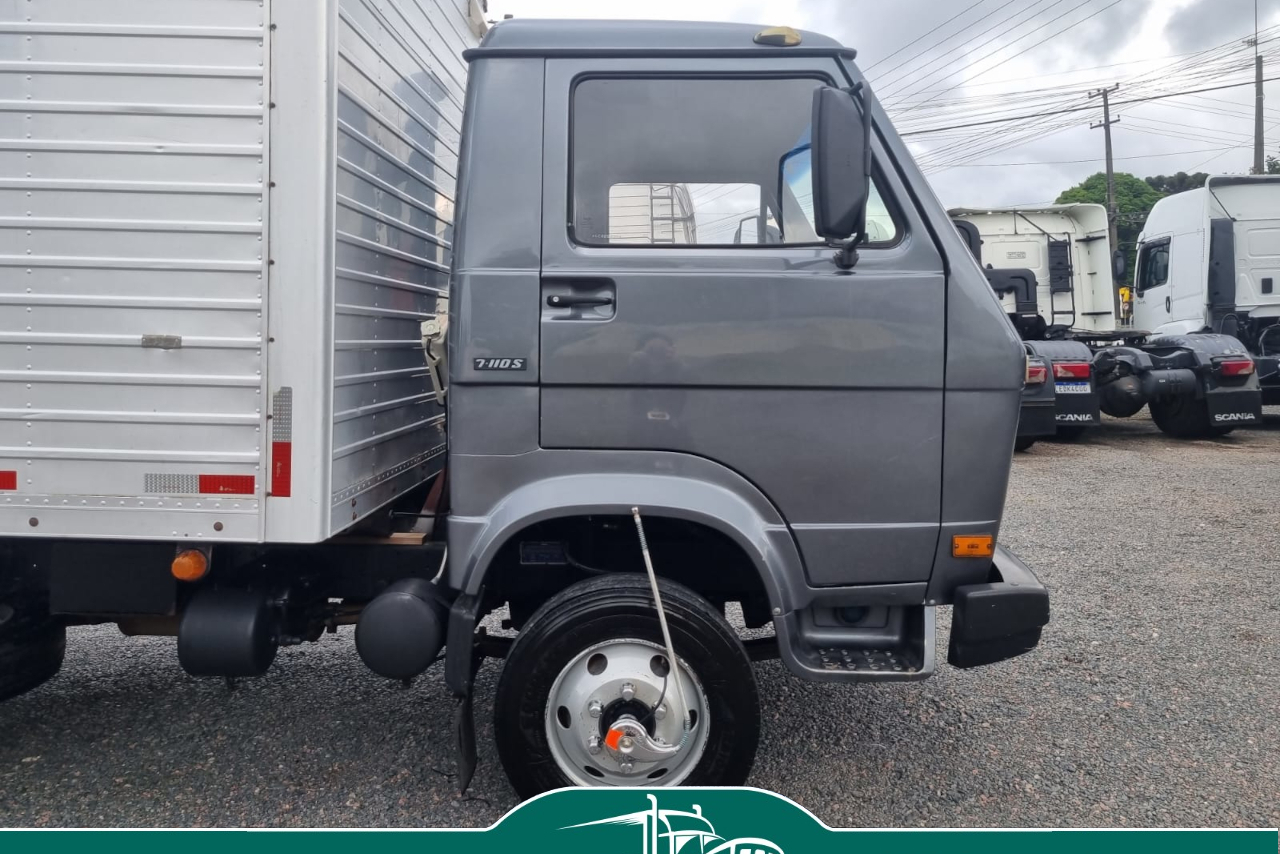 Volkswagen VW 7110 - 90/90 6