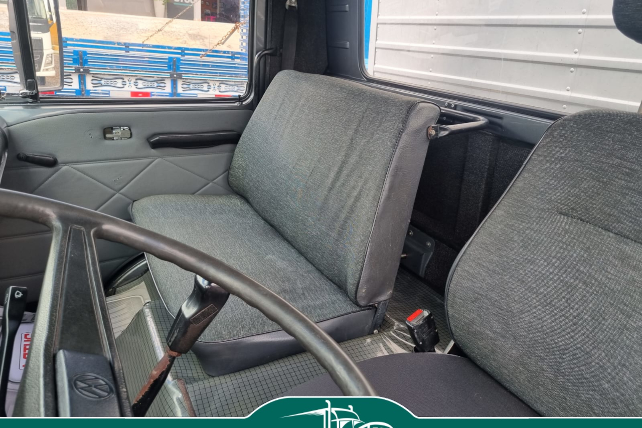 Volkswagen VW 7110 - 90/90 16