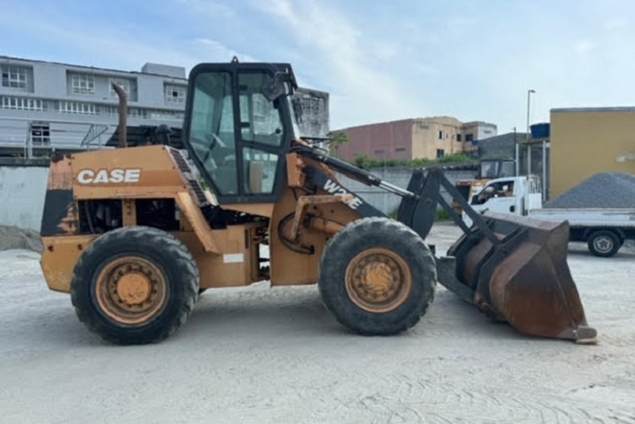 Case W20E - 11/11 4