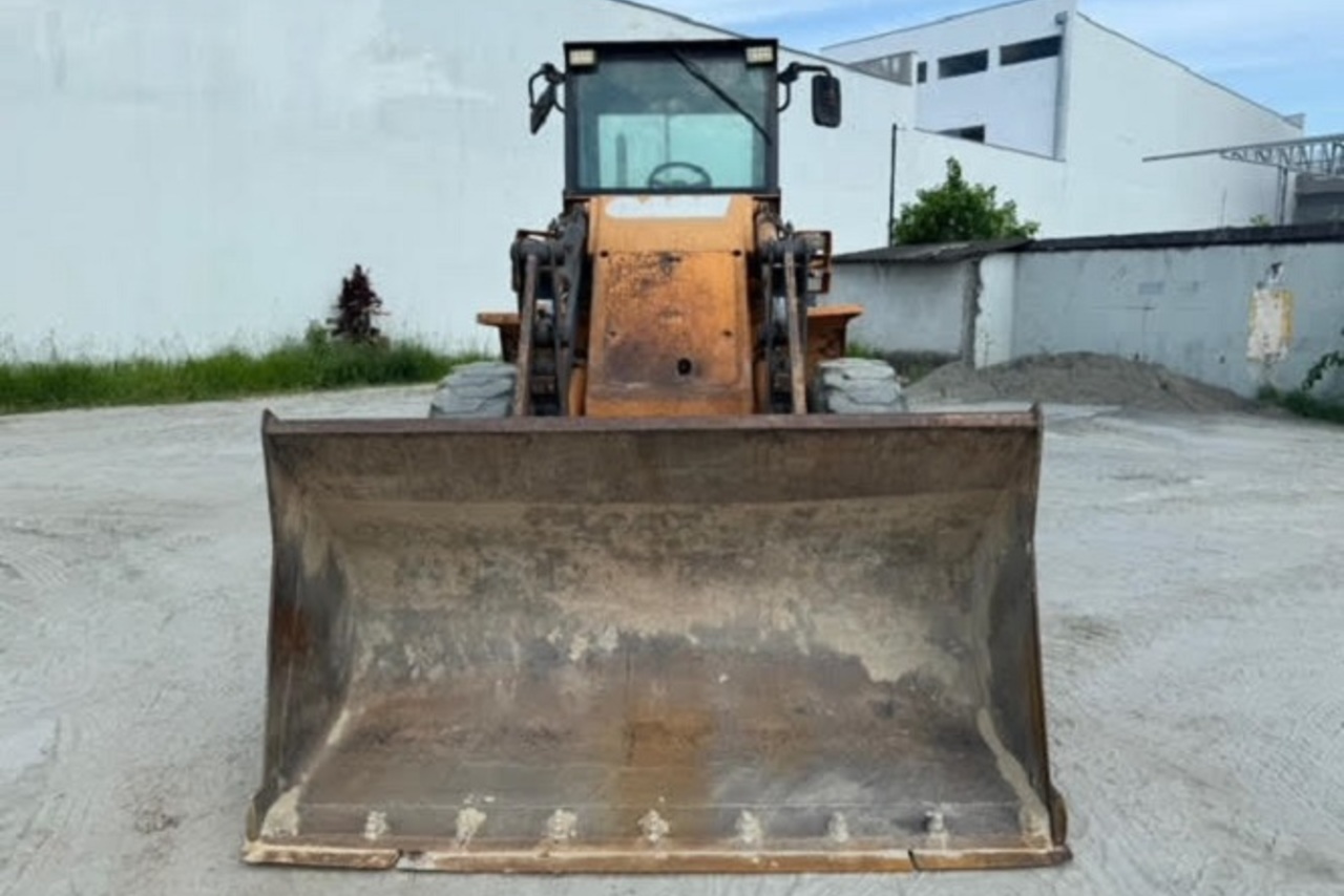 Case W20E - 11/11 8