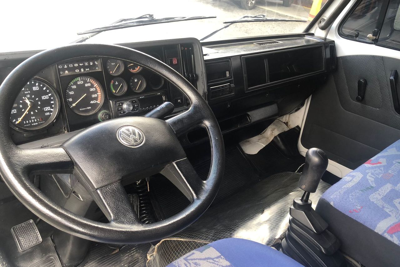 Volkswagen 8 140 - 97/98 4