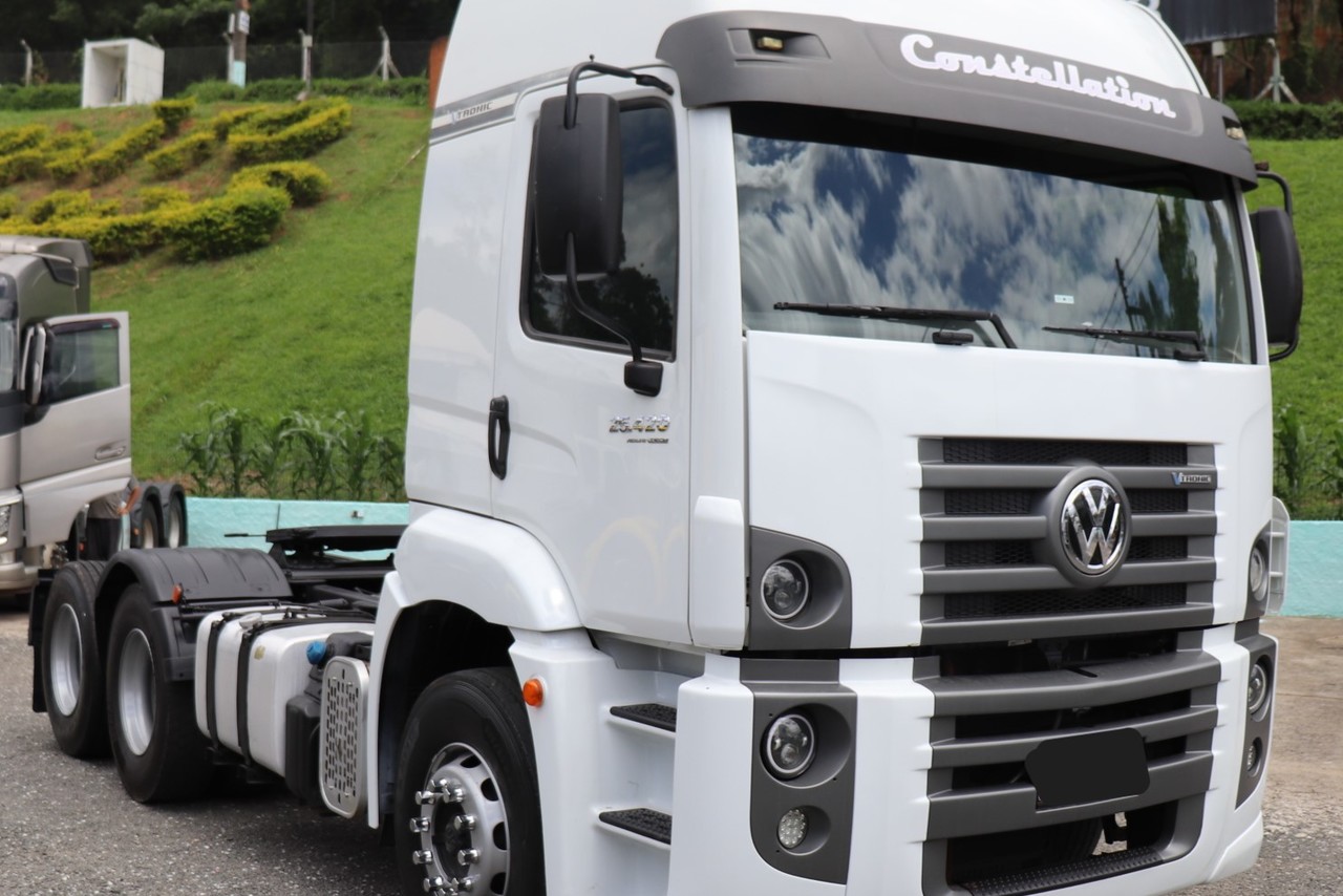 Volkswagen VW 25420 Constellation 6x2 - 14/14 3